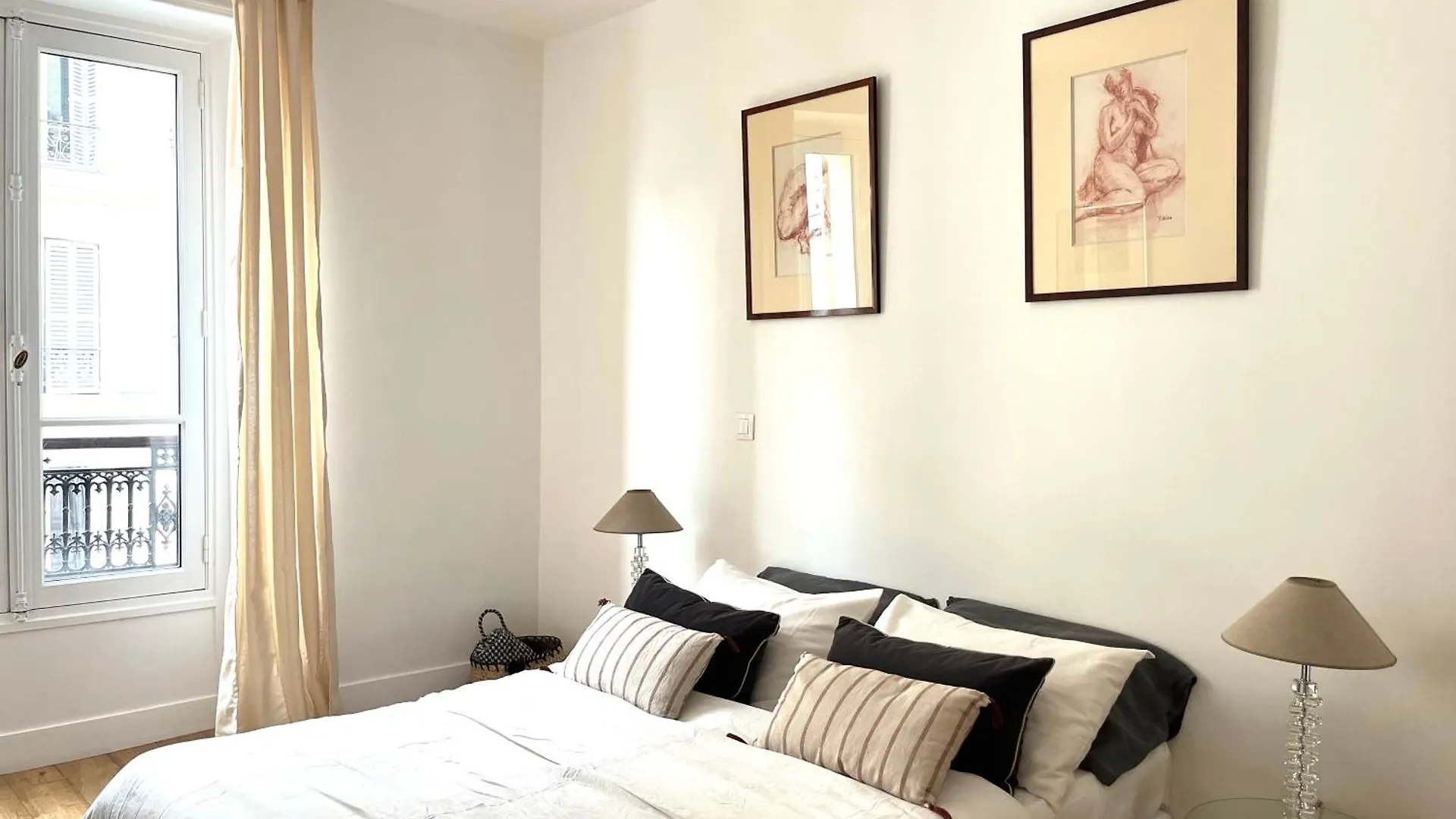 Charming Appartement Moulin Rouge Paris France